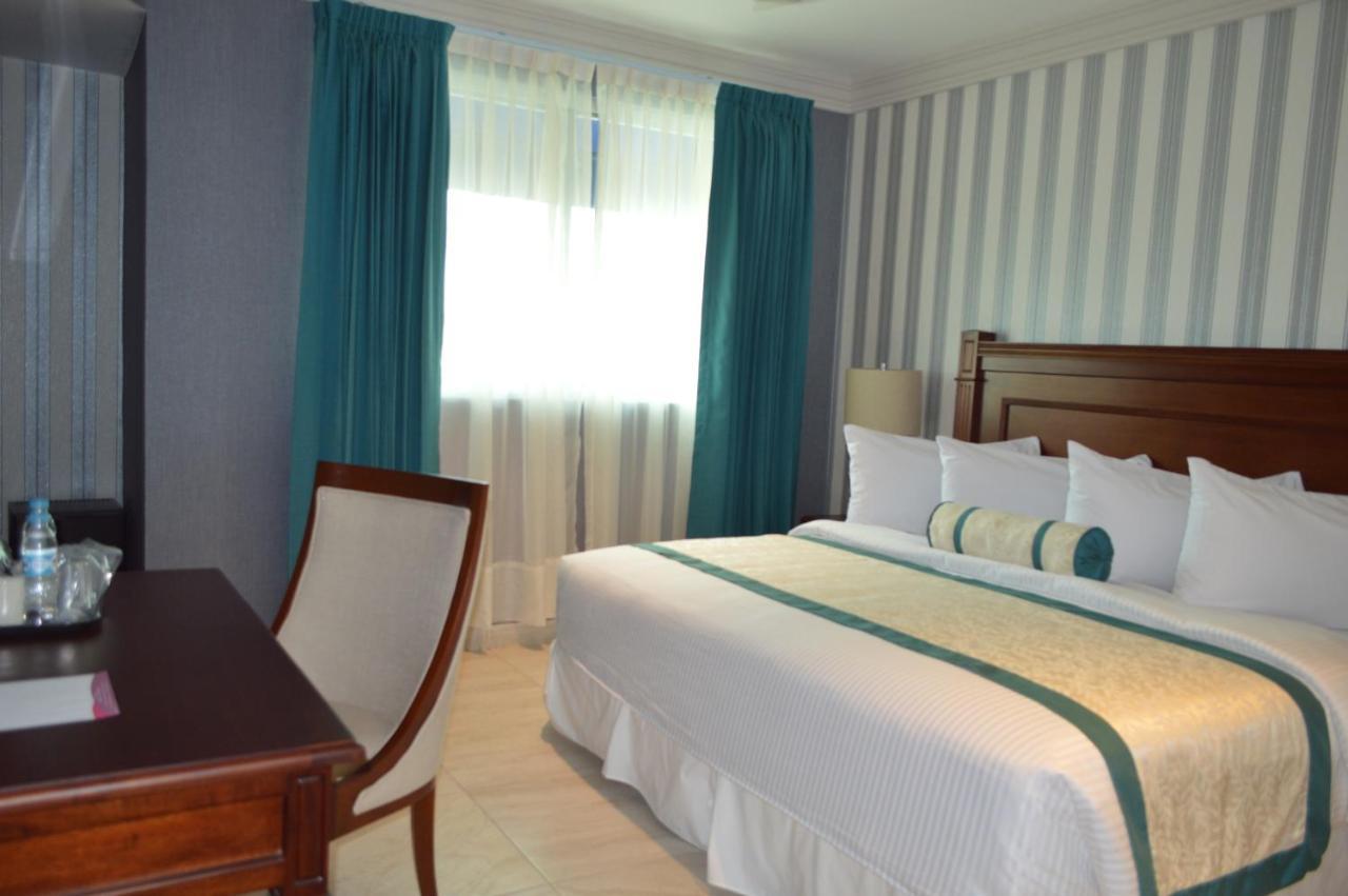 Hotel Villa Magna Poza Rica Экстерьер фото