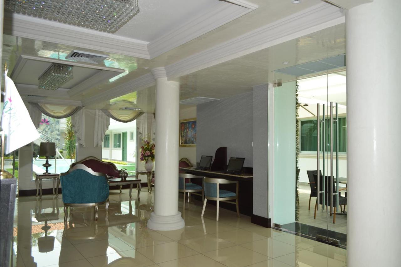 Hotel Villa Magna Poza Rica Экстерьер фото